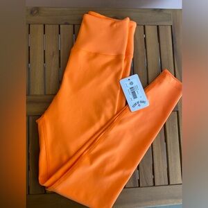 NEW W TAGS Year of Ours limited edition tangerine legging